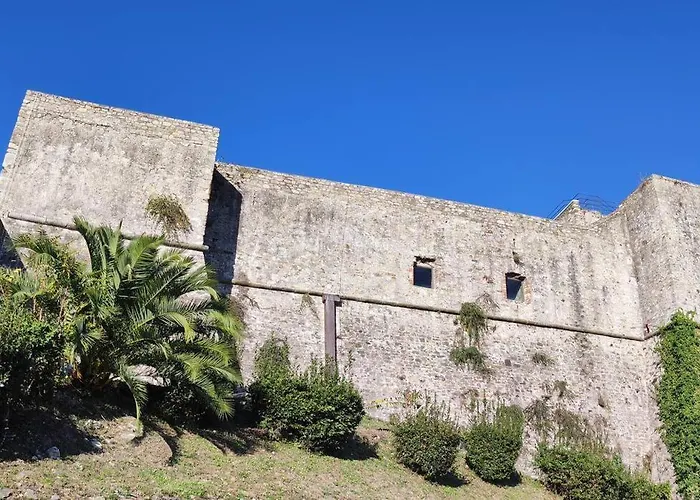 Pensión Il Gelsomino D'oro La Spezia